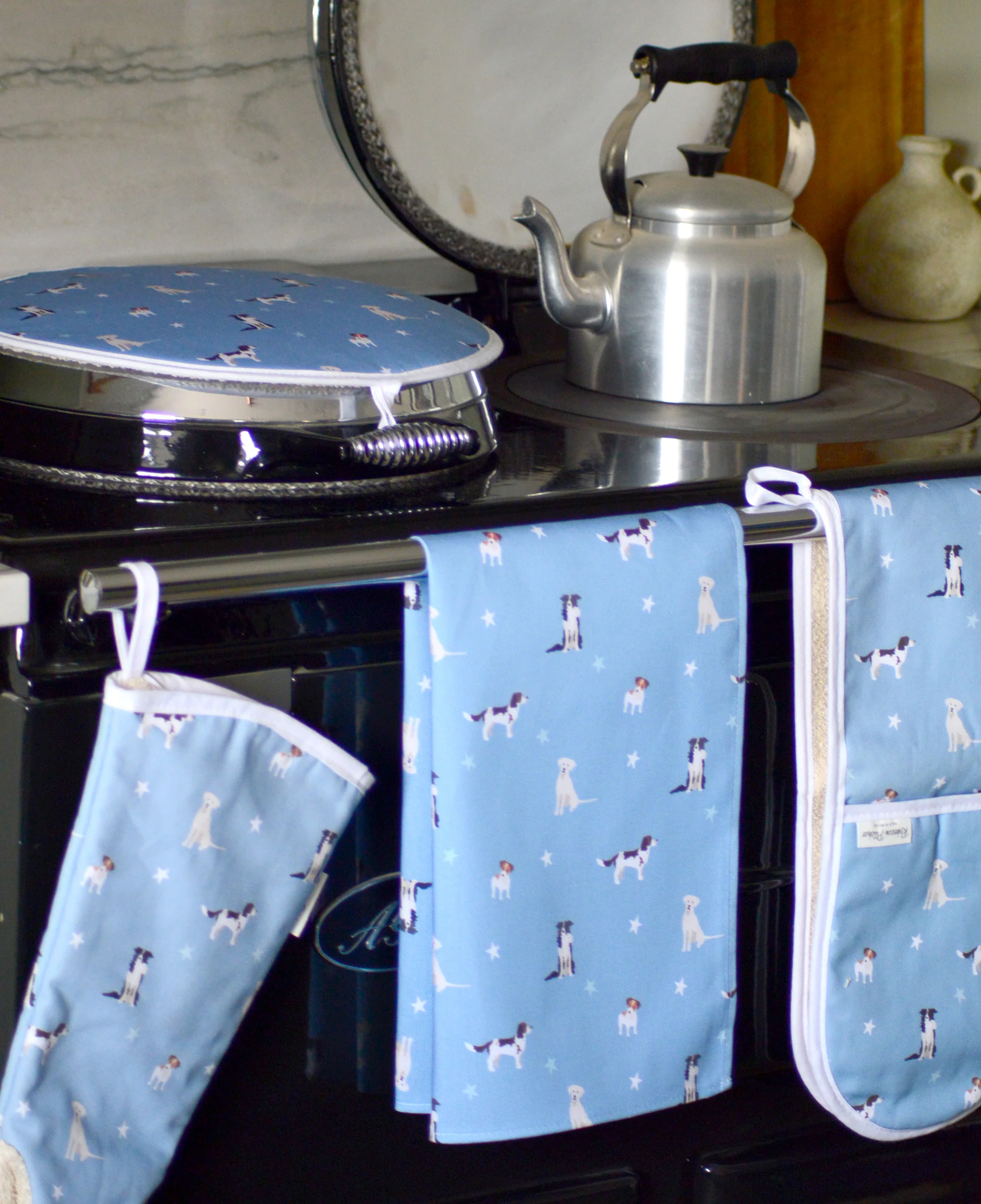 Dogs Tea Towel - Image 3
