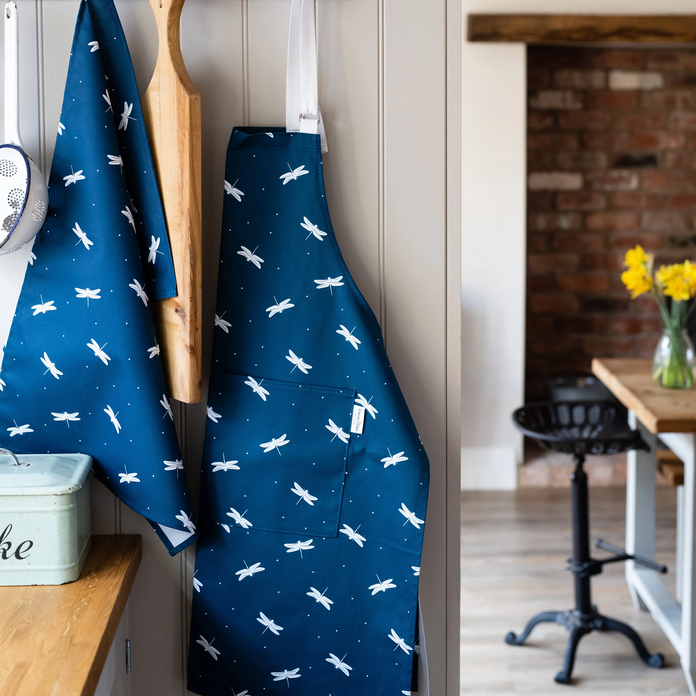 Dragonfly Tea Towel - Image 4