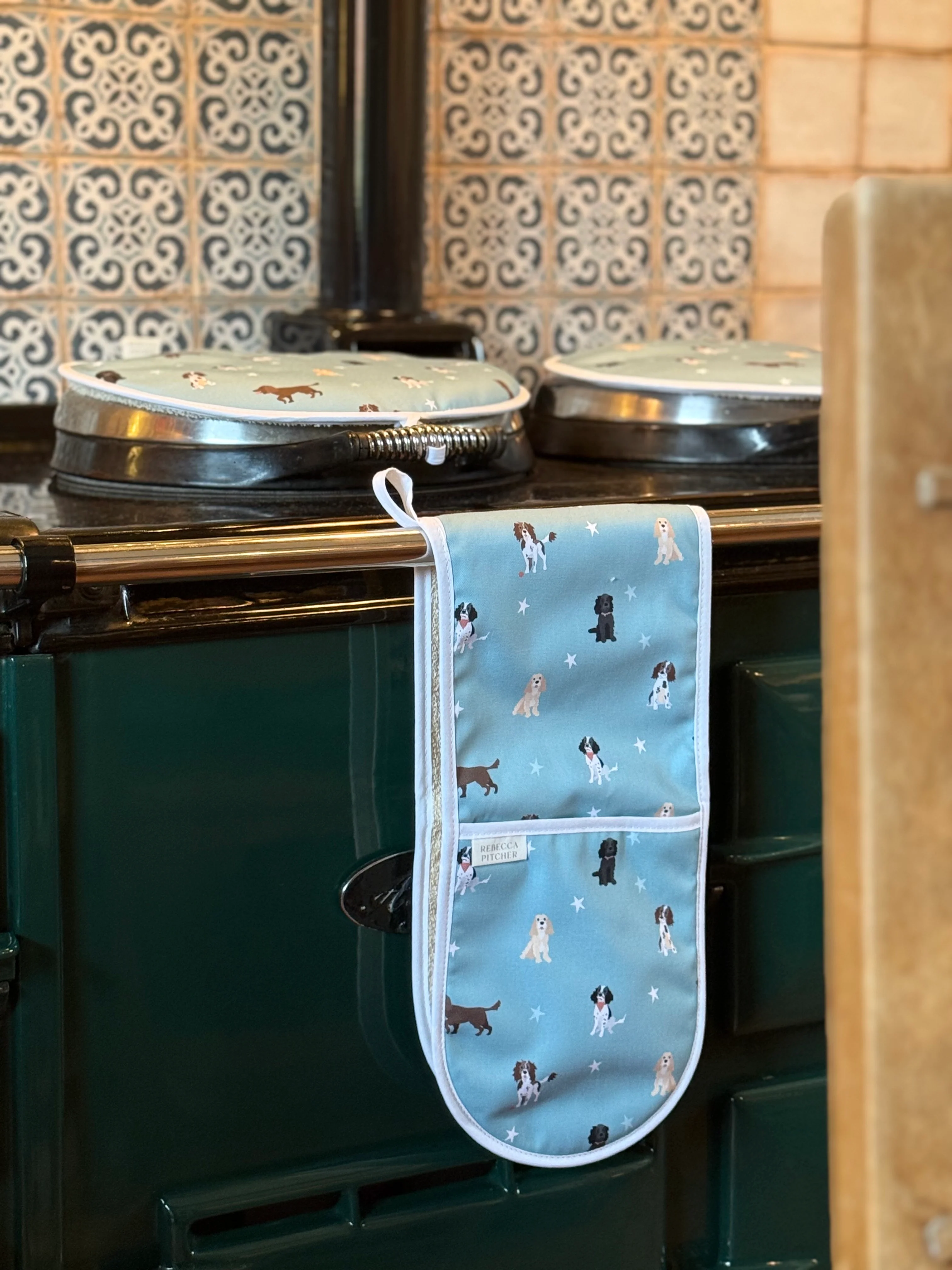Spaniels Double Oven Gloves - Image 4